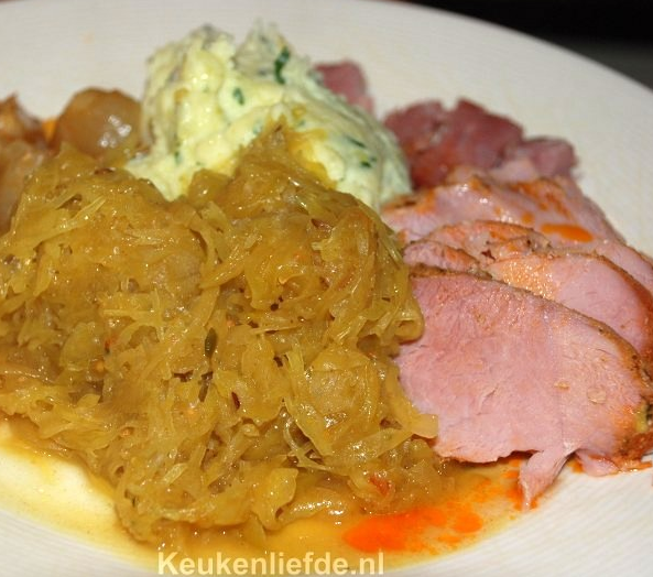 Casselerrib met zuurkool